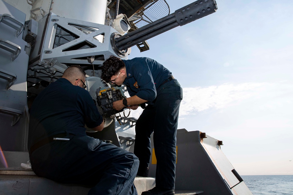 Abraham Lincoln Sailors conduct maintenance