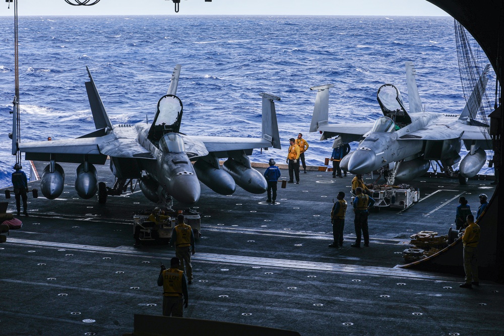 Sailors Prepare for Flight Operation