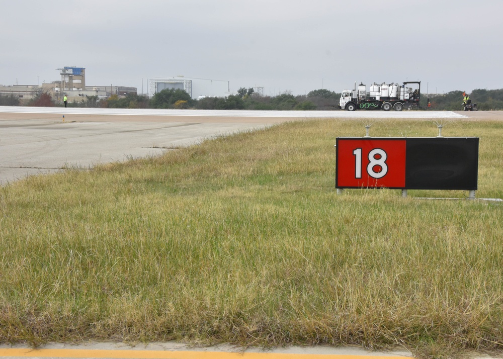 NAS JRB Fort Worth Completes $4.8 Million Runway Project