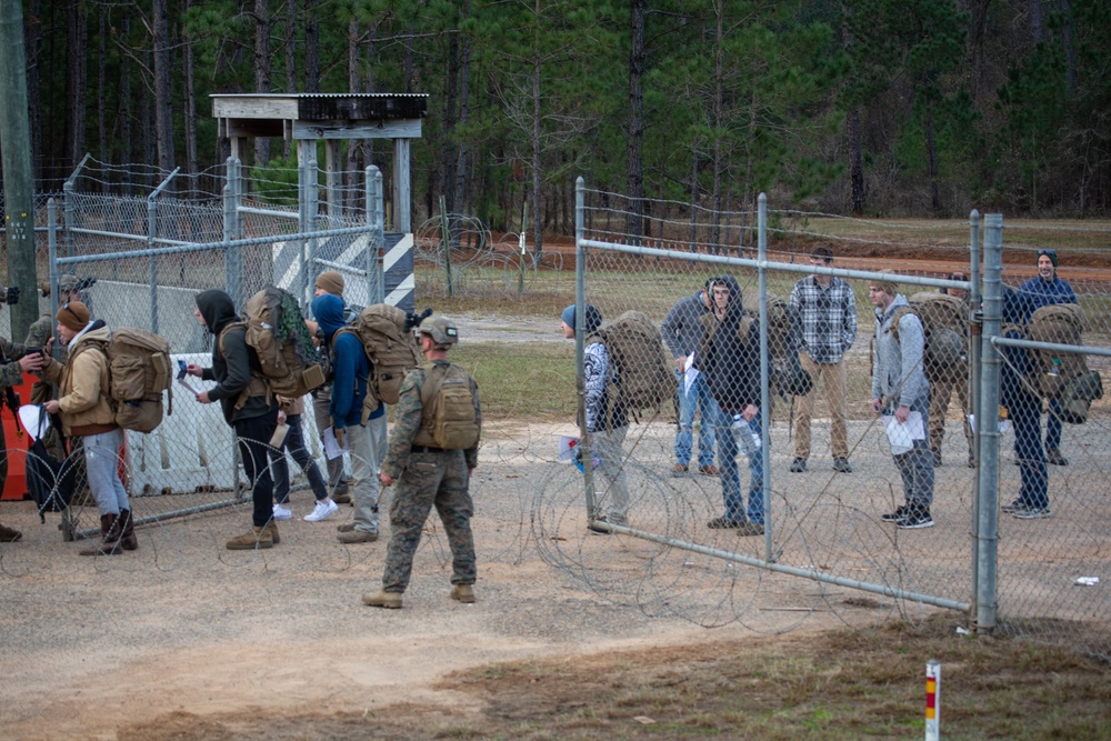 26th MEU Conducts Scenario-Based NEO