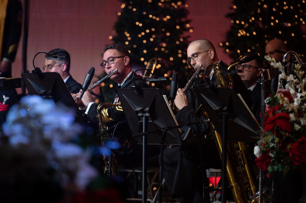 Navy Band presents holiday concerts in nation's capital