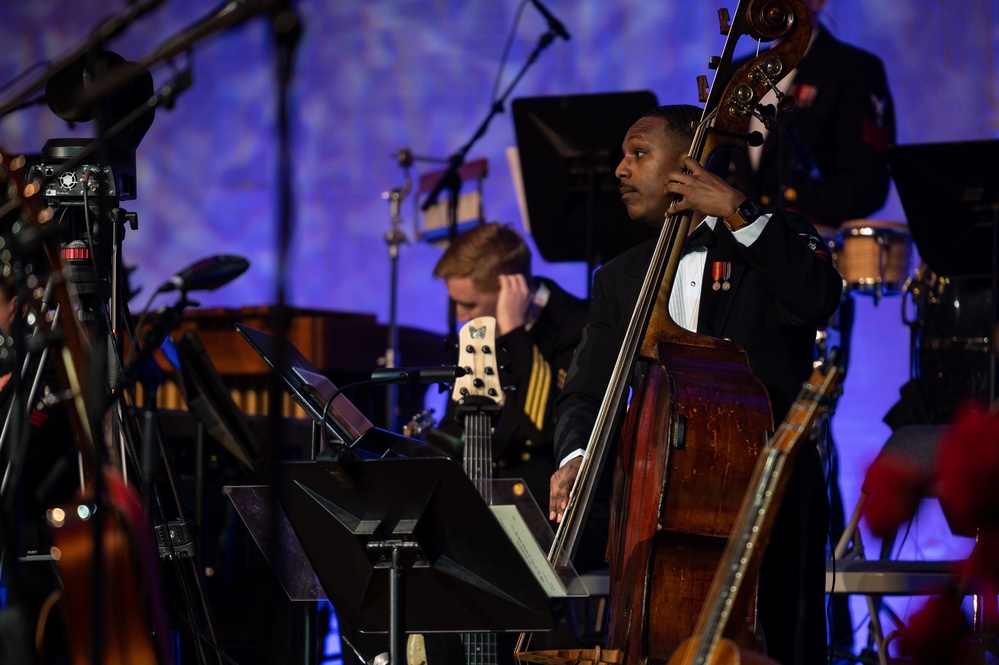 Navy Band presents holiday concerts in nation's capital