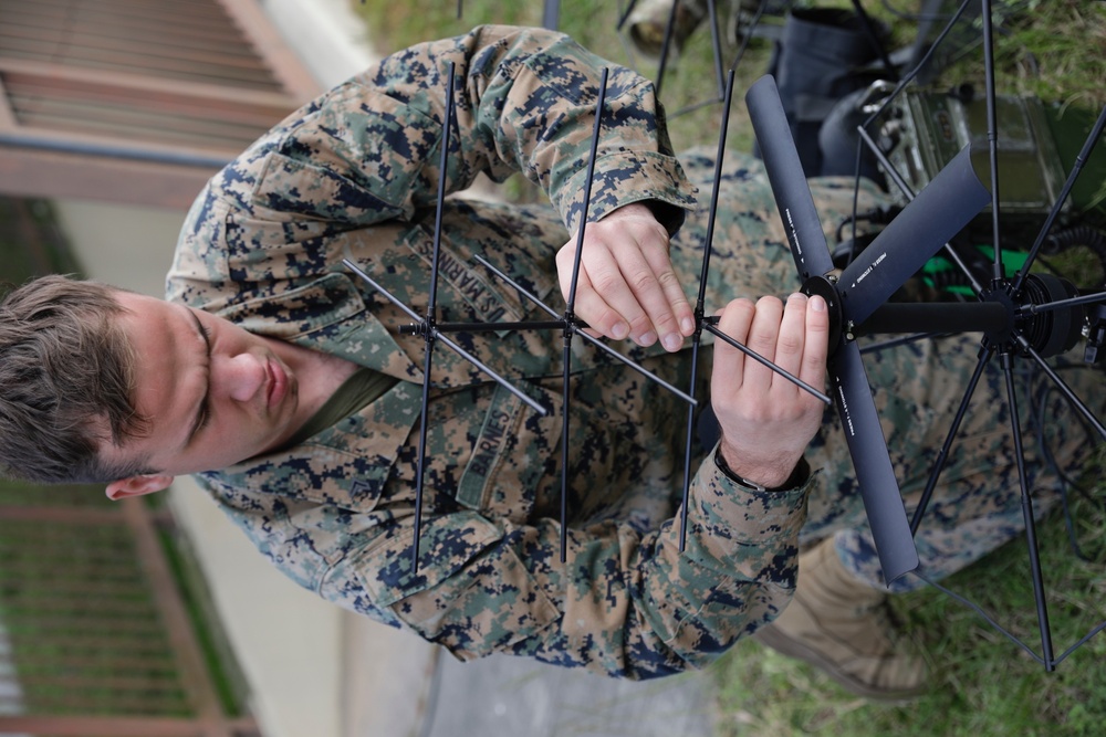 26th MEU Marines Simulate Forward Command Element Establishment