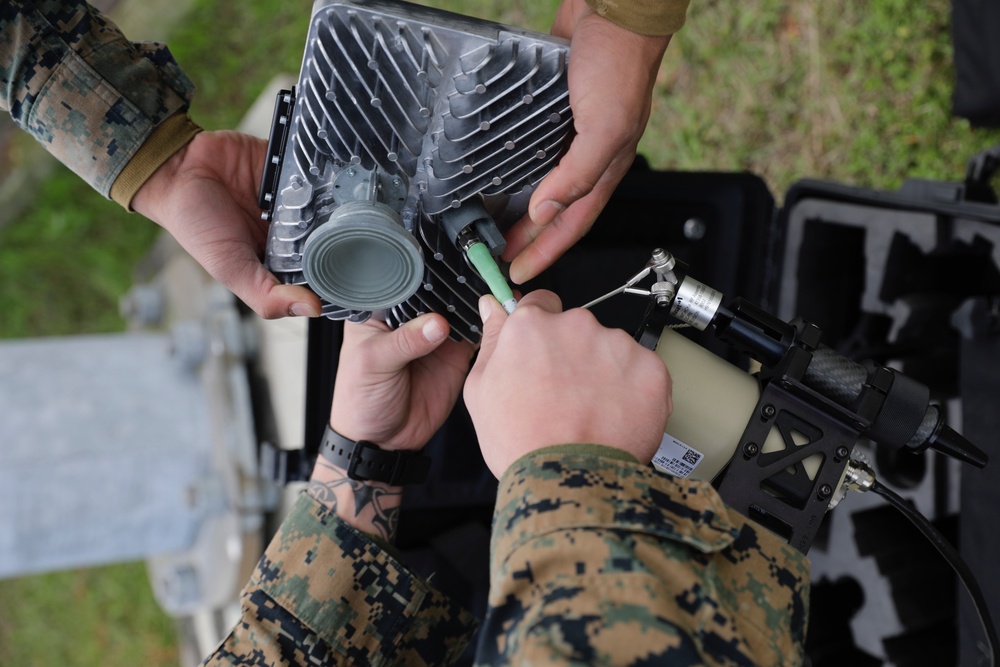 26th MEU Marines Simulate Forward Command Element Establishment