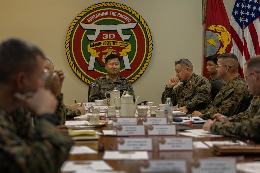 3rd Marine Logistics Group conducts key leader engagement with Republic of Korea General