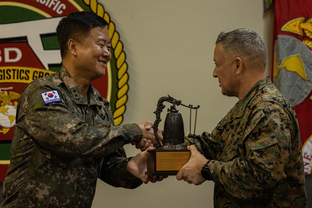 3rd Marine Logistics Group conducts key leader engagement with Republic of Korea General 