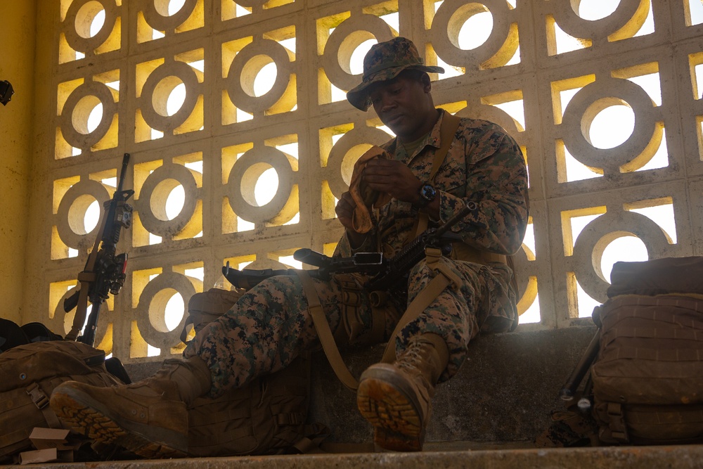 Marines Compete in Far East Marksmanship Competition