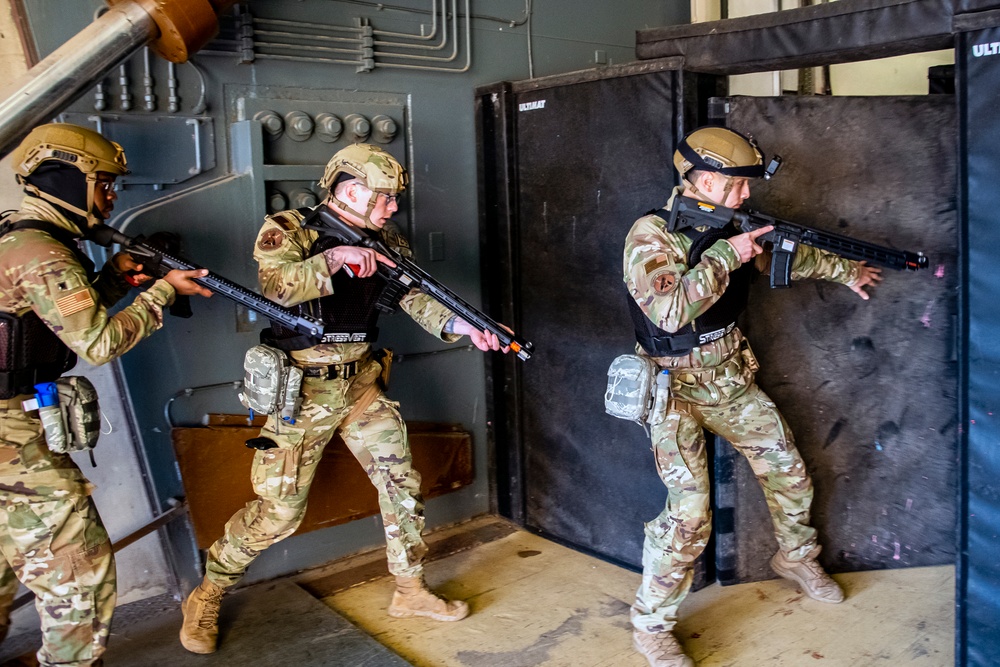 Pathfinder defenders, medics evaluate readiness during Active shooter exercise