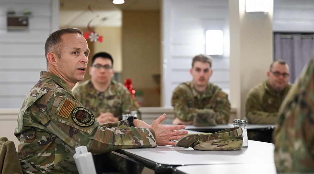 ACC Command Chief Immersed into 1st FW culture