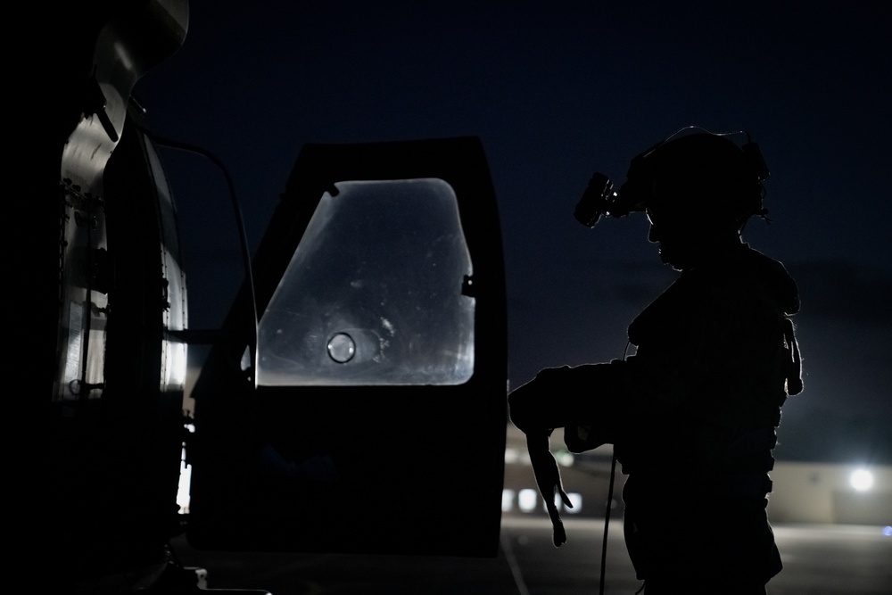 Army Reserve unit conducts Black Hawk operations at MacDill