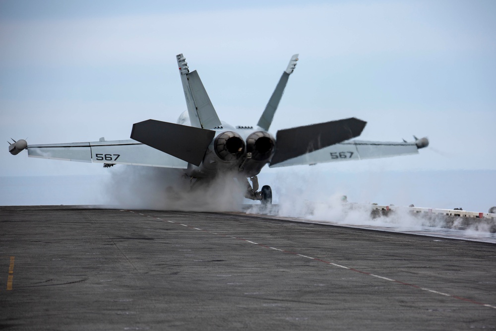 Abraham Lincoln conducts flight operations