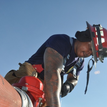 908th Firefighters conduct structure fire training