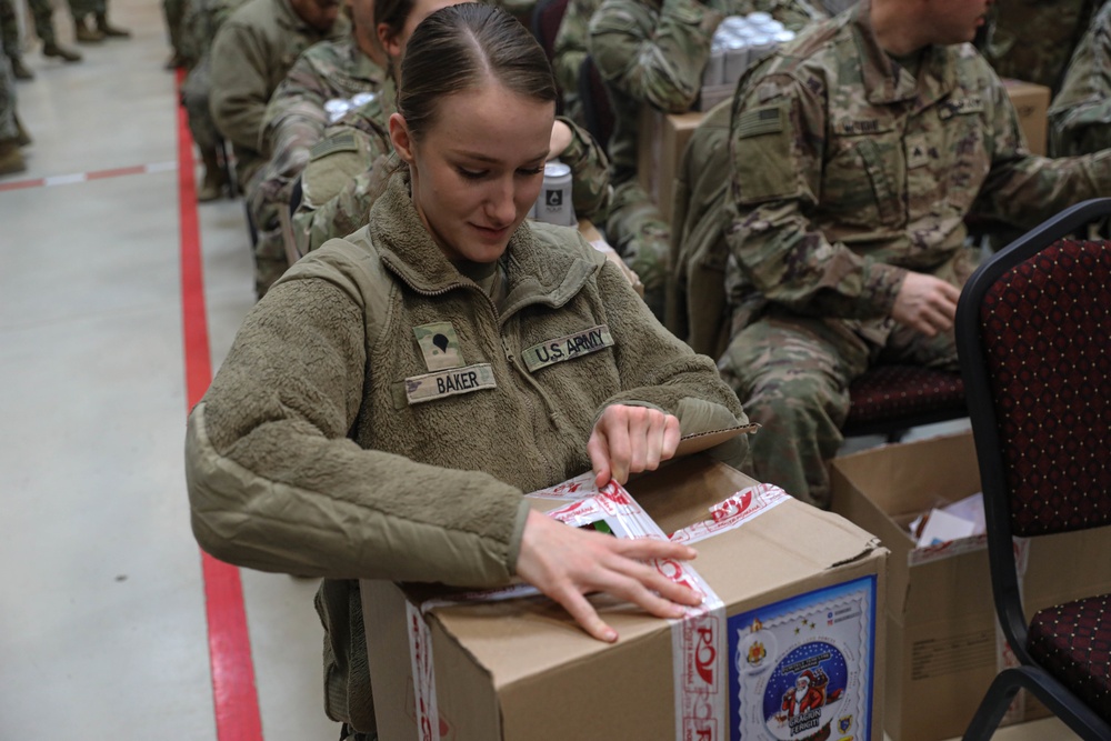 Romanians Gift Giving Ceremony for the 101st Airborne Division