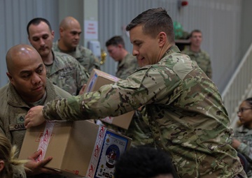 Romanians Gift Giving Ceremony for the 101st Airborne Division