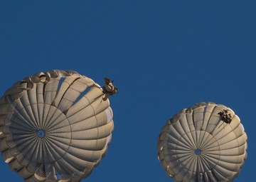 Paratroopers at the Alzey Drop Zone