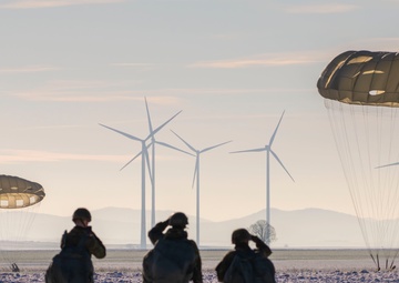 Paratroopers at the Alzey Drop Zone