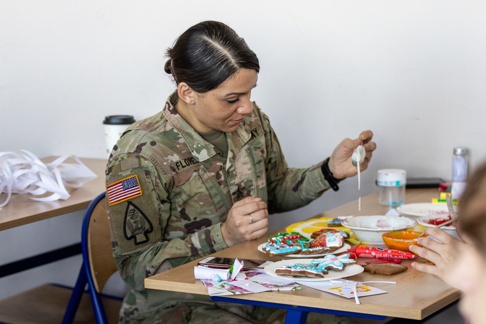 Soldiers Craft Holiday Decorations with Polish Youth