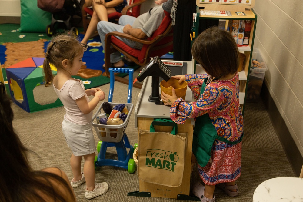 New Parent Support Program Opens New Playroom