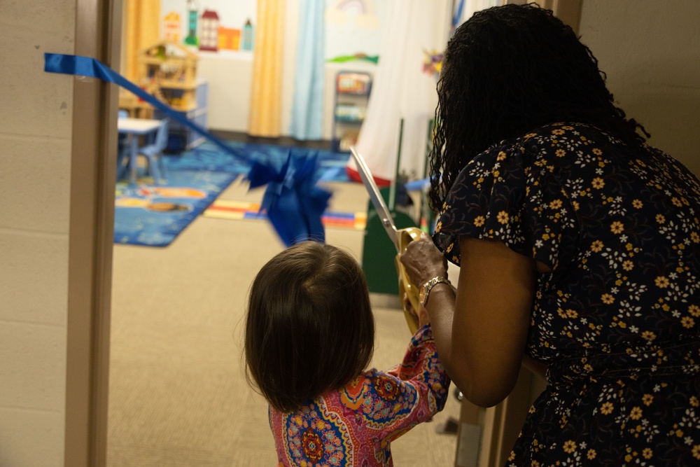 New Parent Support Program Opens New Playroom