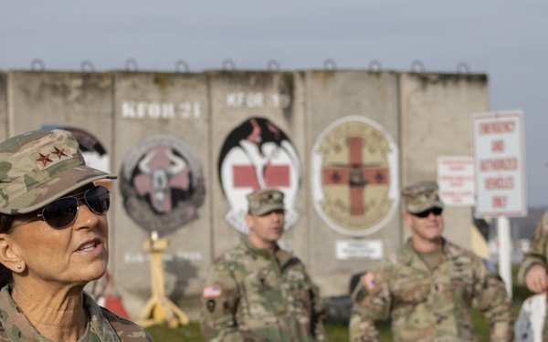 Arizona TAG visits deployed 149th Av. Reg. Soldiers.