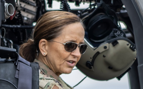 Arizona TAG visits deployed 149th Av. Reg. Soldiers.