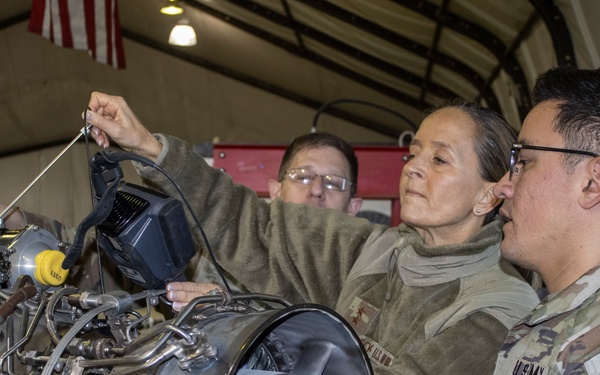 Arizona TAG visits deployed 149th Av. Reg. Soldiers.