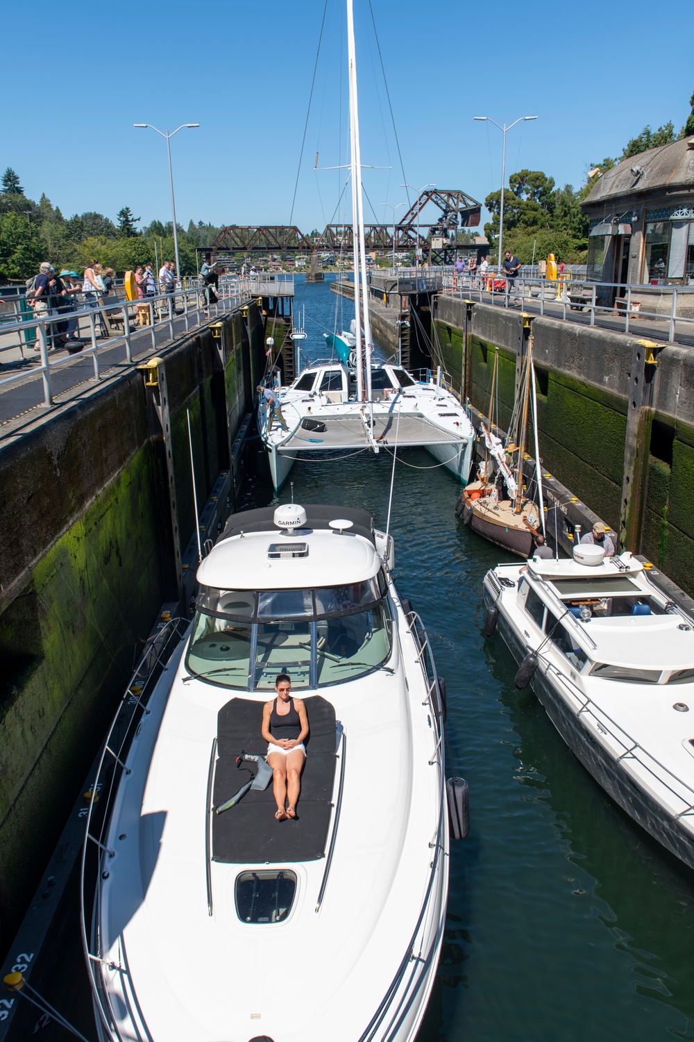 Chittenden Locks schedules large locks closures, small lock available