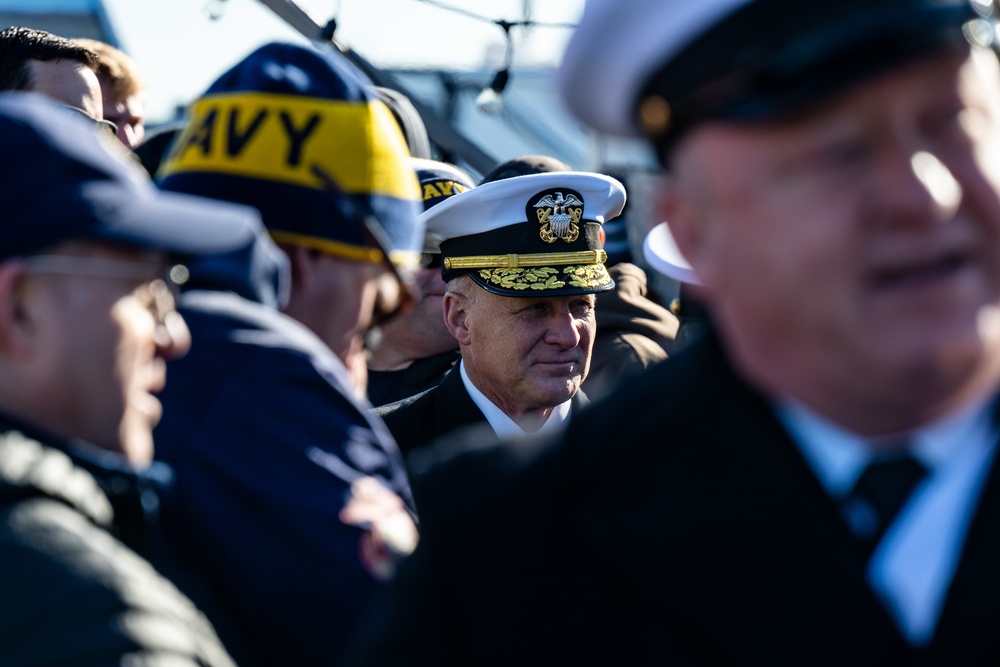 CNO Attends 123th Army Navy Game