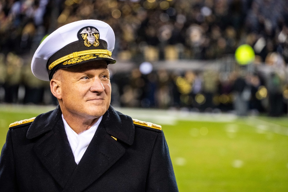 CNO Attends 123th Army Navy Game