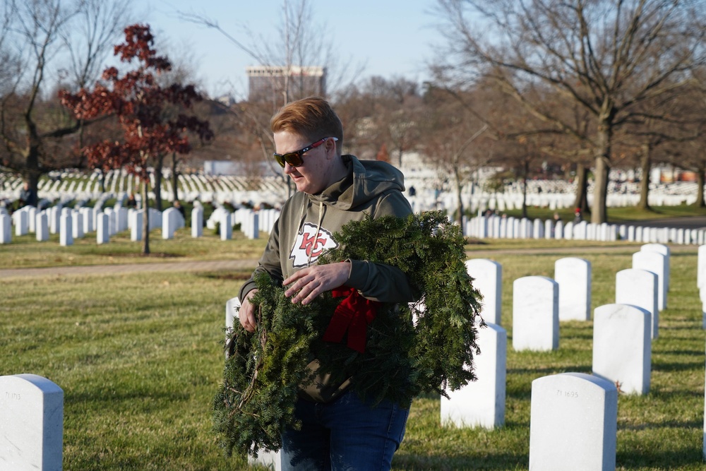 AFMAO team lays wreaths at Arlington National Cemetery