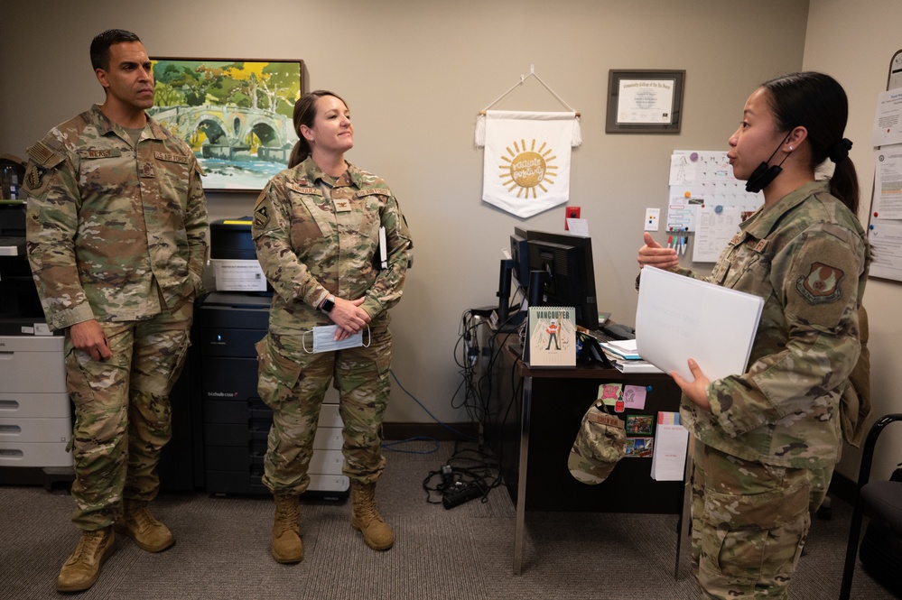 Leaders tour Mental Health Clinic