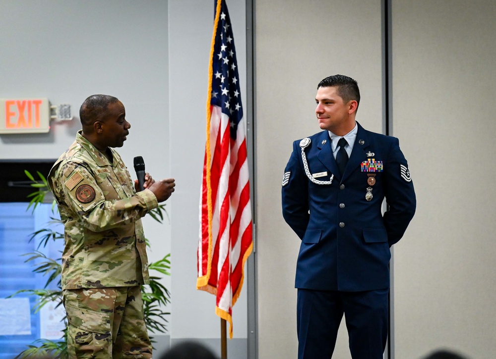 ANG Command Chief Williams visits 165th AW