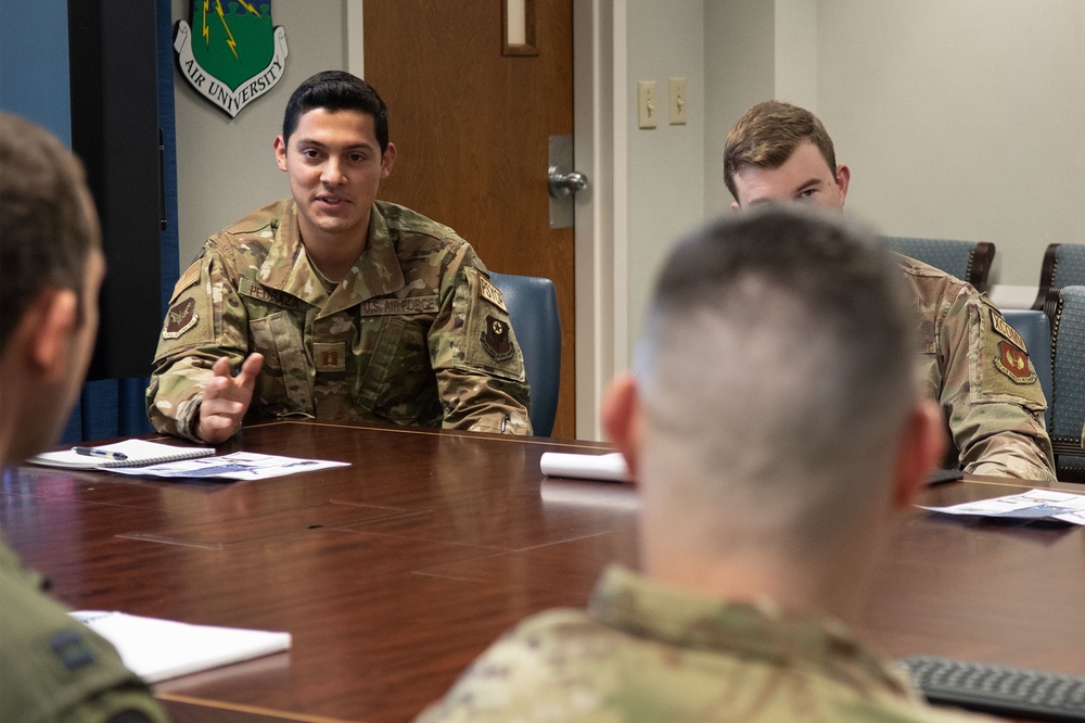 Air Force Research Laboratory Commander Visits Air University