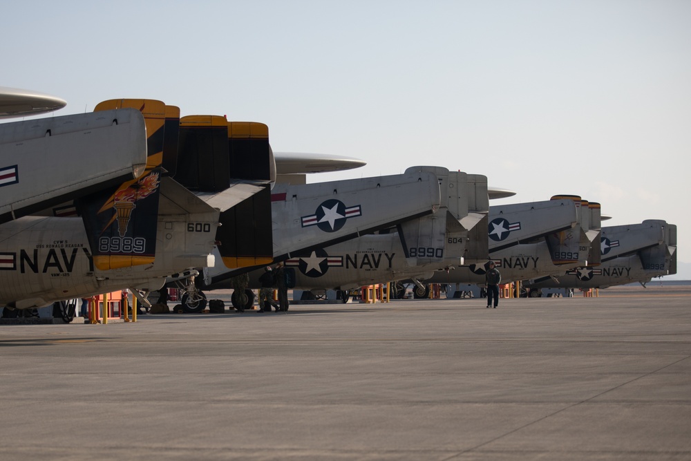 CVW-5 Returns to MCAS Iwakuni