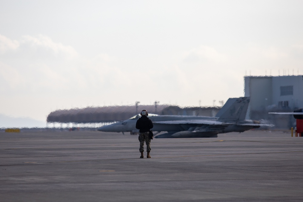 CVW-5 Returns to MCAS Iwakuni