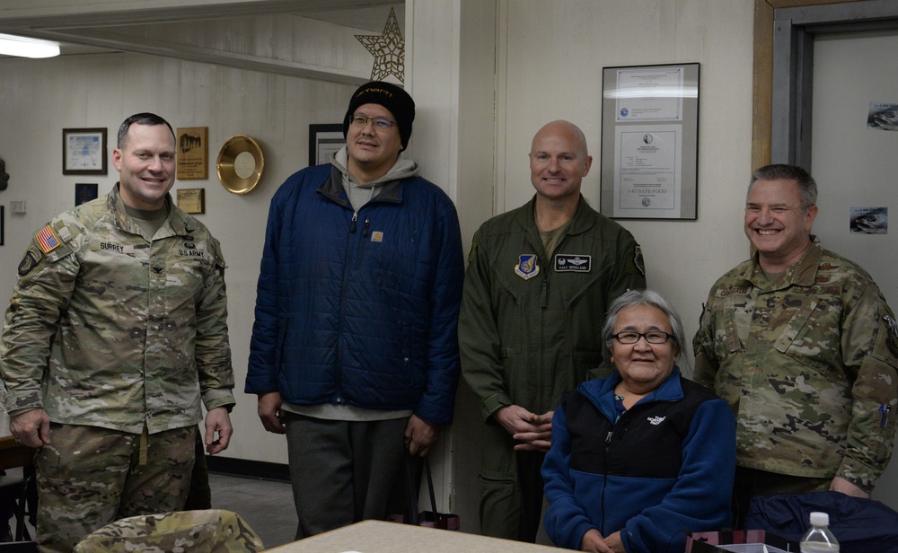 Fort Wainwright, Eielson AFB leaders visit Minto