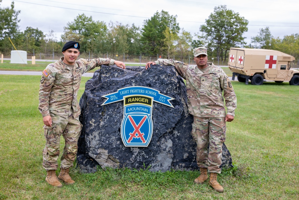 10th MDSB Soldiers Graduate Air Assault Course