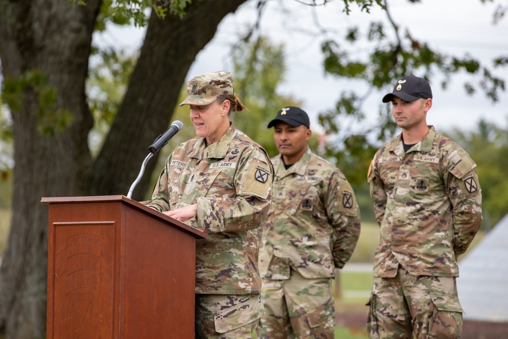 10th MDSB Soldiers Graduate Air Assault Course