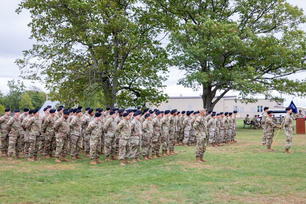 10th MDSB Soldiers Graduate Air Assault Course