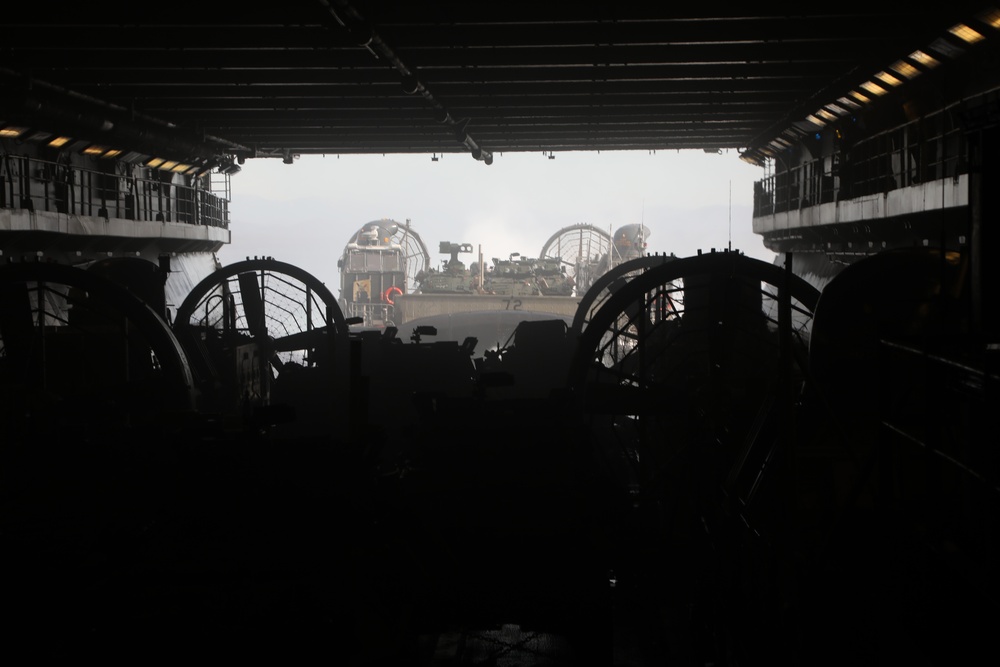 Loading LCACs into USS Makin Island