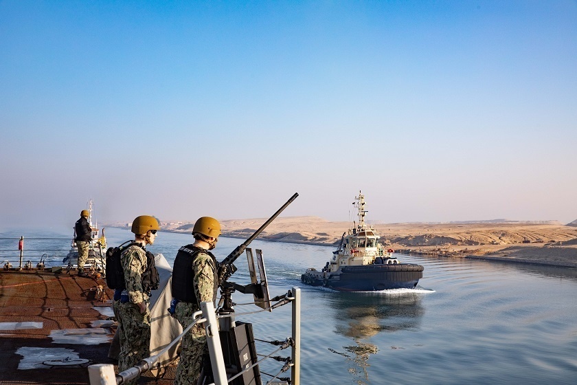 USS Truxtun transits Suez Canal