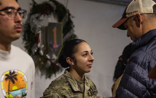 1 ID Soldiers Awarded for Work During Cmd. Post Exercise