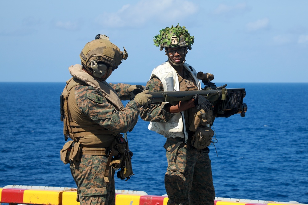 13th MEU Marines conduct stinger launch simulator training
