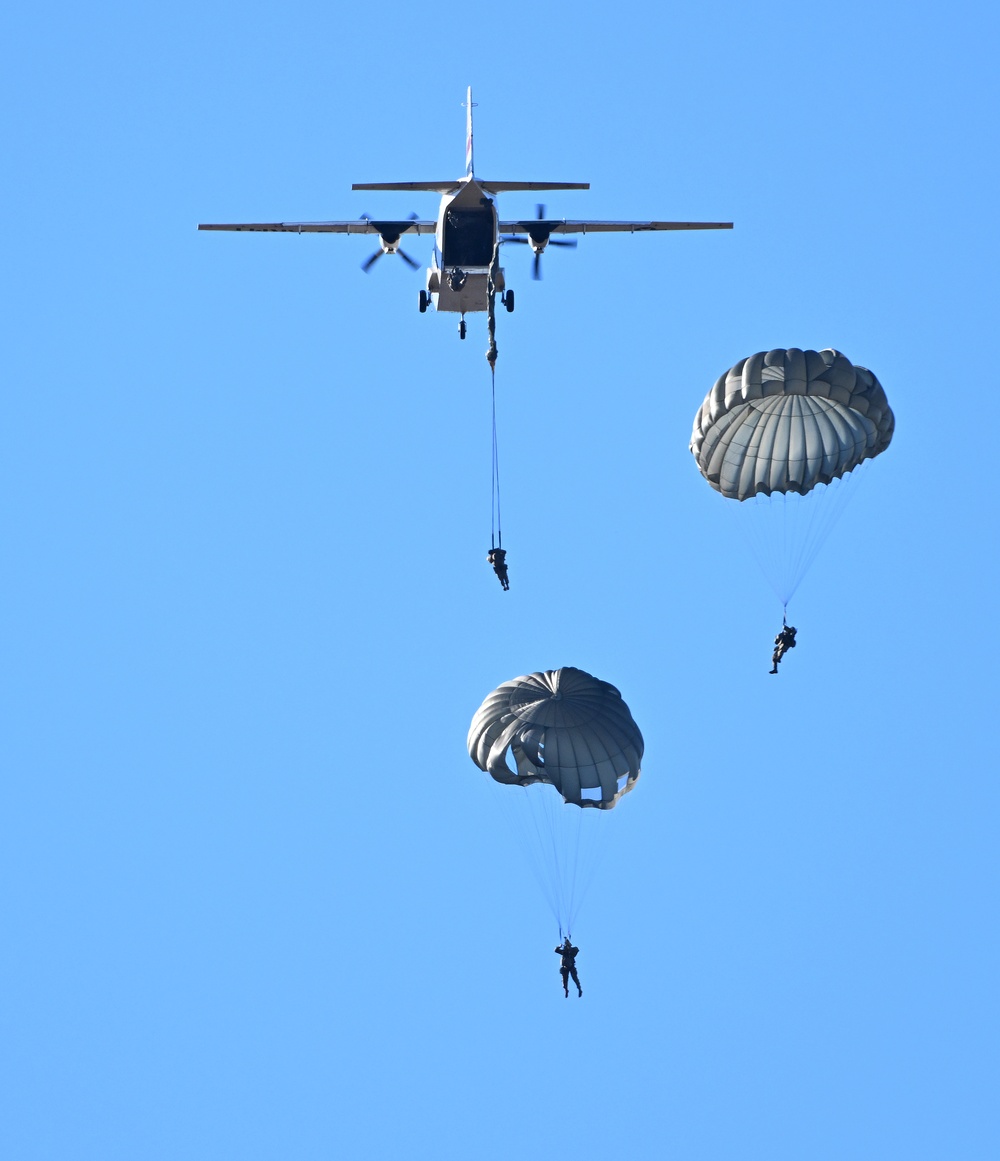 USAJFKSWCS Conduct Airborne Operations