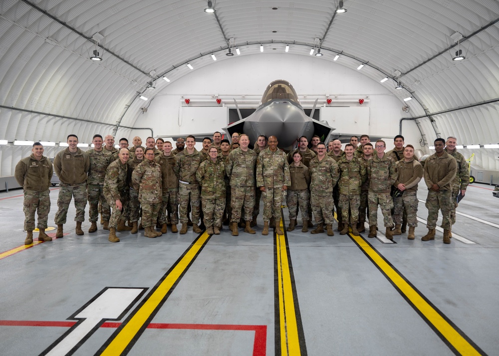CSAF Visits the 48th Fighter Wing