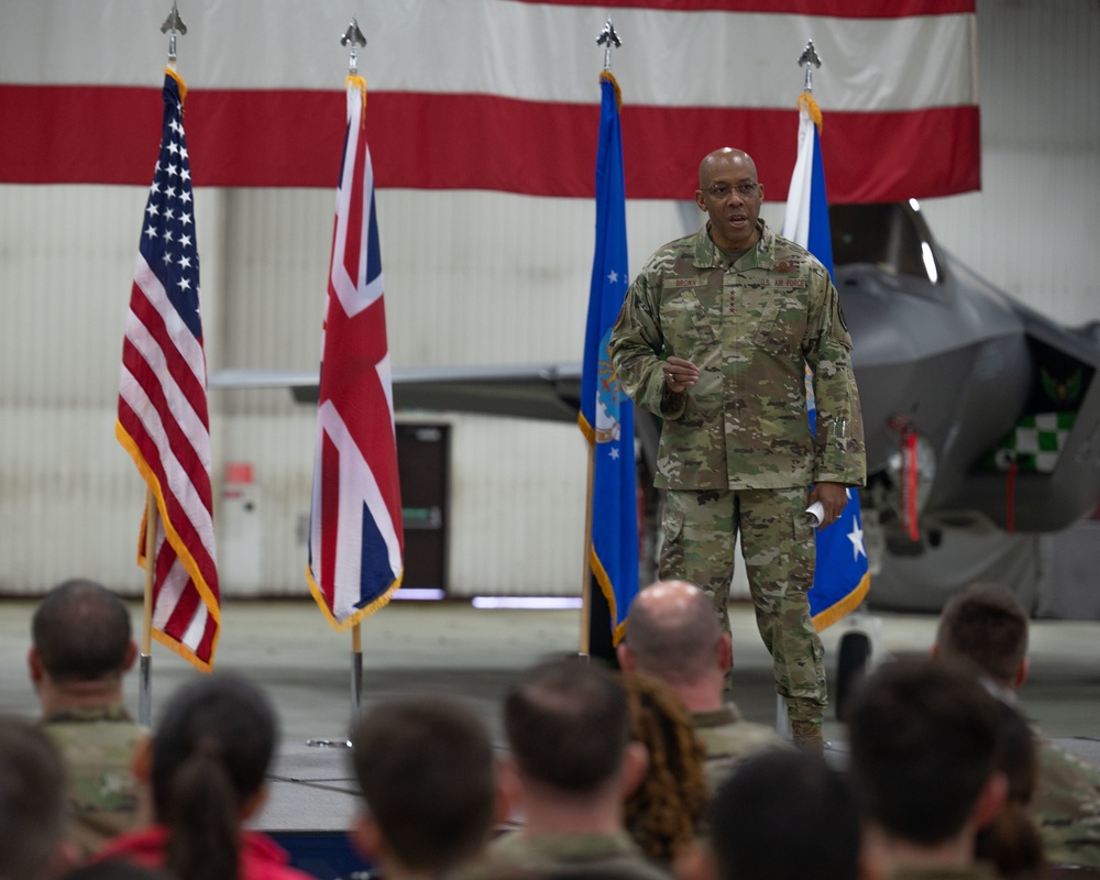 CSAF Visits the 48th Fighter Wing