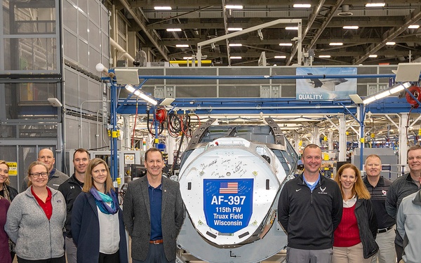 115th FW gains firsthand knowledge during Lockheed Martin visit