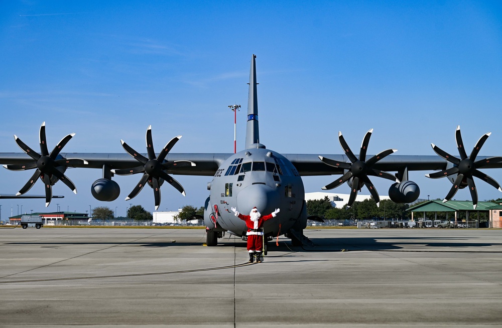 Santa Claus checks out the new C-130H Modifications at the 165 AW