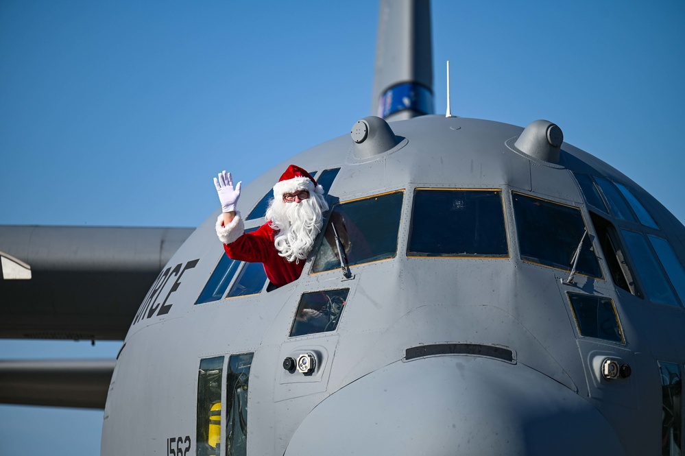 Santa Claus checks out the new C-130H Modifications at the 165 AW