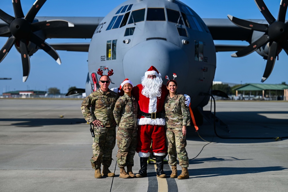 Santa Claus checks out the new C-130H Modifications at the 165 AW